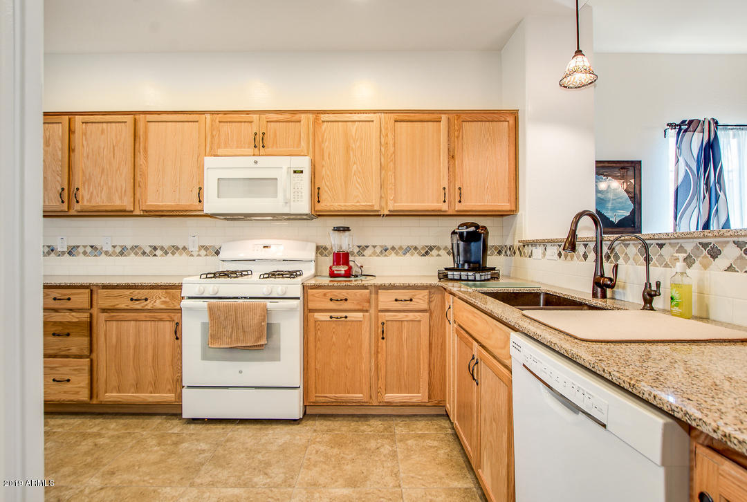 2728 East Mewes Road Gilbert, AZ 85298 - Photo 10 of 27 12-Mews