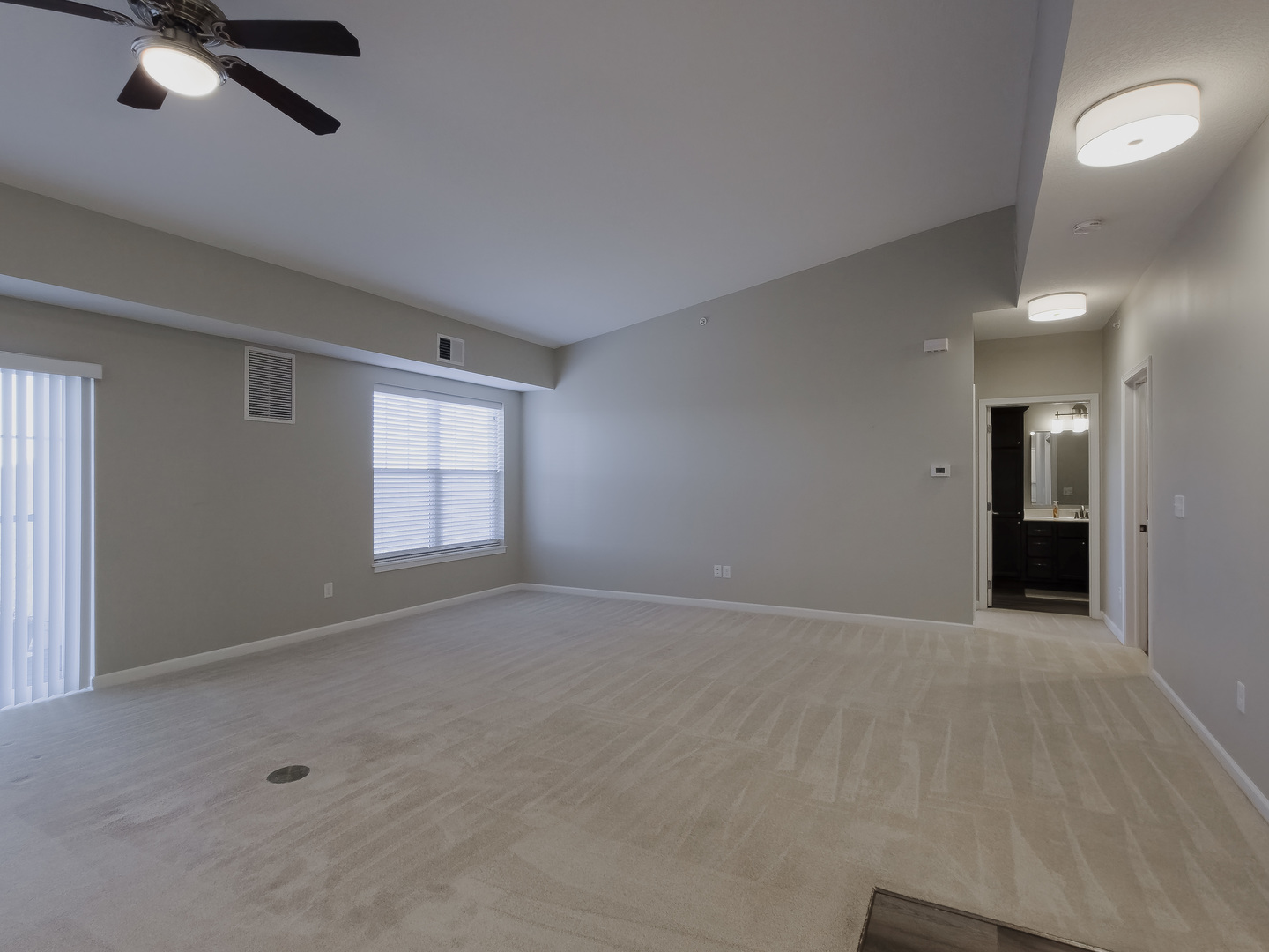 2592 Middle Road, Unit 313 Bettendorf, IA 52722 - Photo 20 of 52 a view of an empty room with a window
