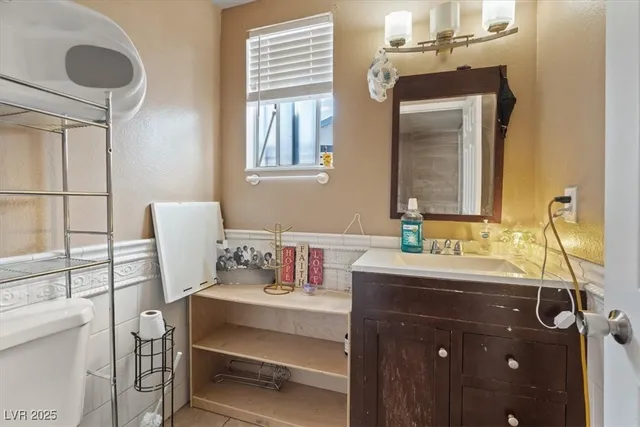 $2,180 | 4602 Inland Court, Las Vegas, NV 89147