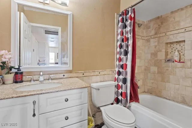 $2,180 | 4602 Inland Court, Las Vegas, NV 89147