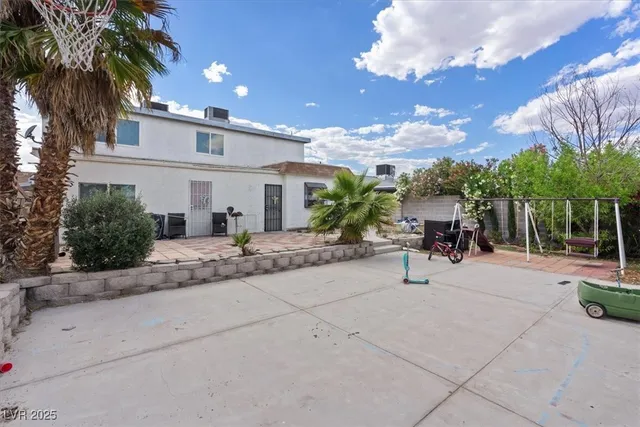 $2,180 | 4602 Inland Court, Las Vegas, NV 89147
