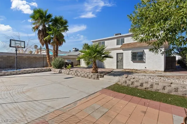 $2,180 | 4602 Inland Court, Las Vegas, NV 89147