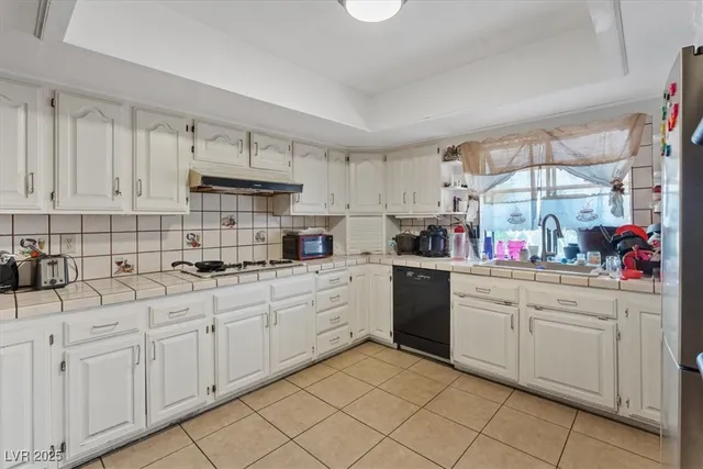 $2,180 | 4602 Inland Court, Las Vegas, NV 89147