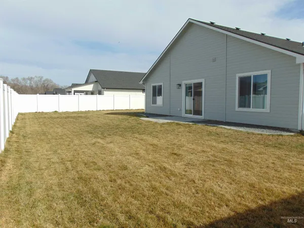 $338,000 | 901 Campbell Street, Vale, OR 97918