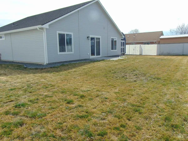 $338,000 | 901 Campbell Street, Vale, OR 97918