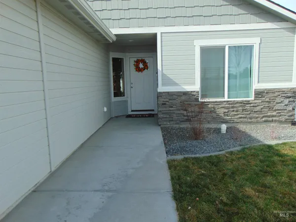 $338,000 | 901 Campbell Street, Vale, OR 97918