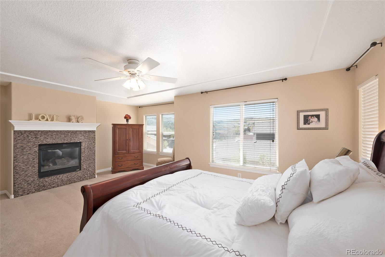 2924 Oakshire Court Highlands Ranch, CO 80126 - Photo 23 of 35