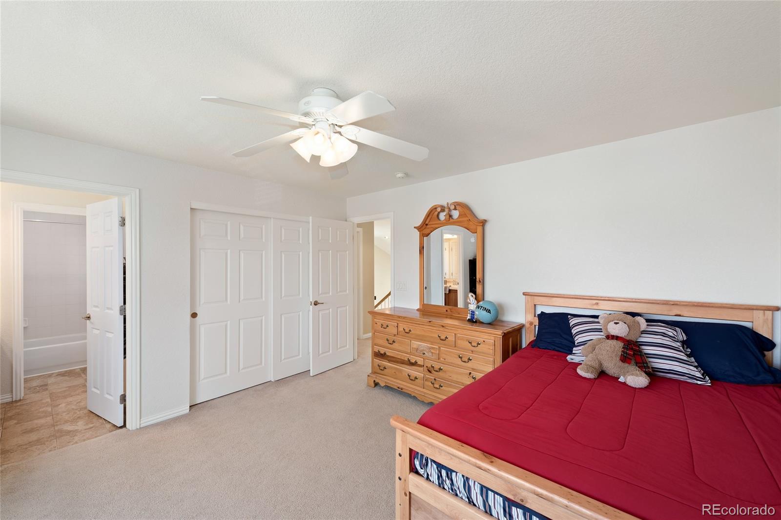2924 Oakshire Court Highlands Ranch, CO 80126 - Photo 26 of 35