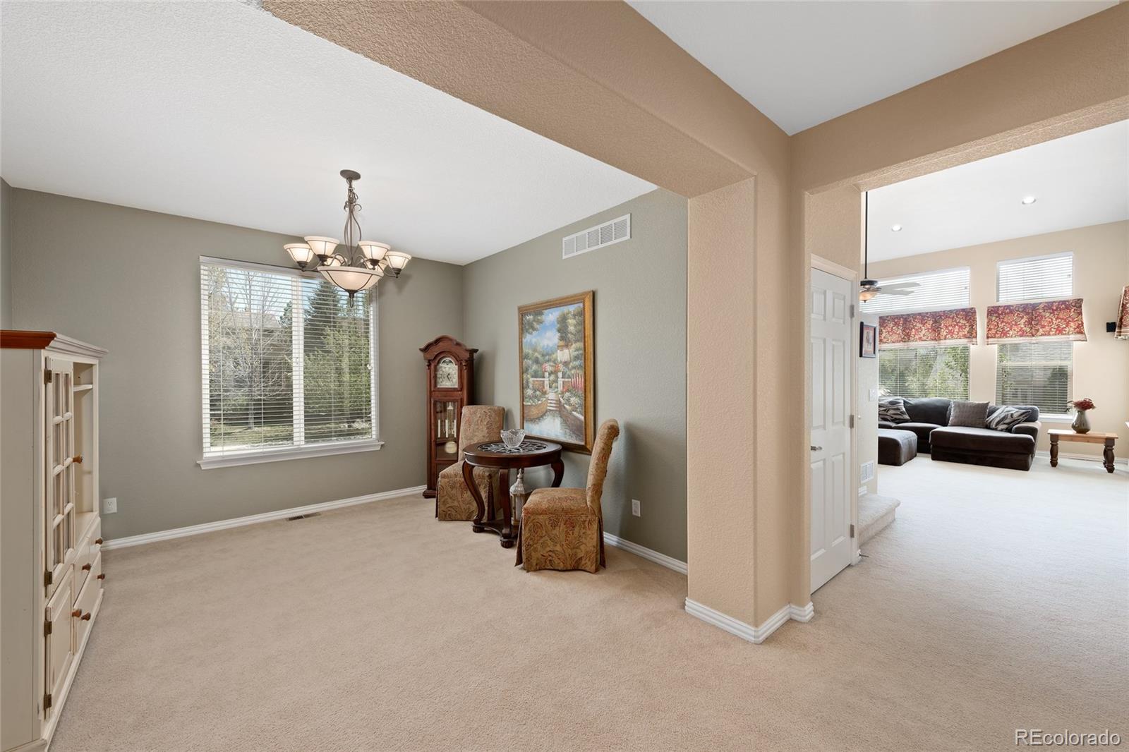 2924 Oakshire Court Highlands Ranch, CO 80126 - Photo 4 of 35