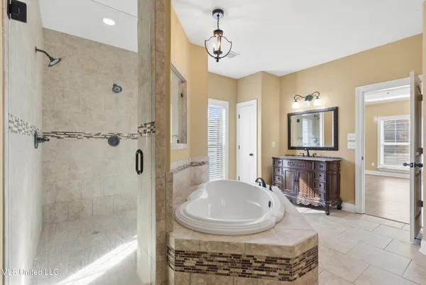 $579,900 | 4487 Diamond Drive, Olive Branch, MS 38654