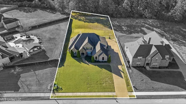 $579,900 | 4487 Diamond Drive, Olive Branch, MS 38654