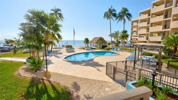 $469,000 | 79901 Overseas Highway, Unit 204, Islamorada, FL 33036