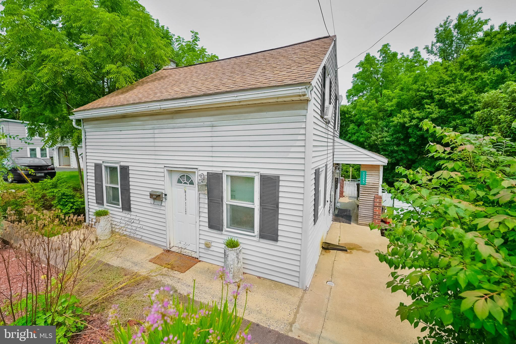 2045 Main Street Lititz, PA 17543 - Photo 1 of 33