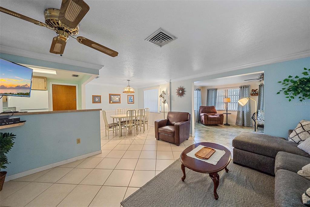 2930 Floyd Street Sarasota, FL 34239 - Photo 21 of 32