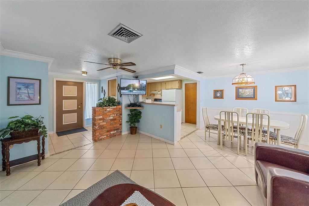 2930 Floyd Street Sarasota, FL 34239 - Photo 23 of 32