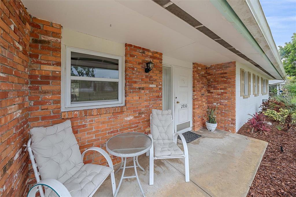 2930 Floyd Street Sarasota, FL 34239 - Photo 4 of 32