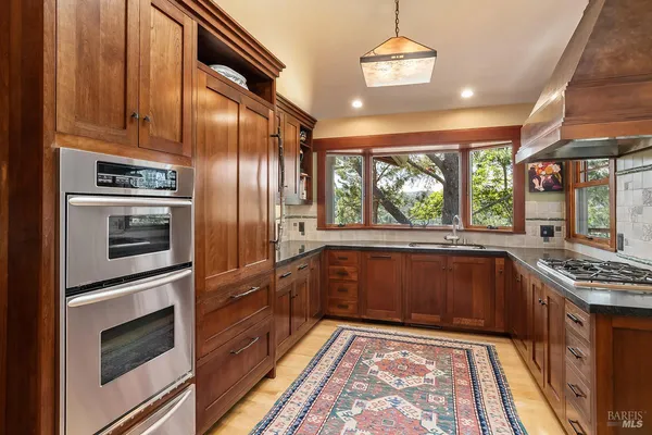 $4,500,000 | 39 Tomahawk Drive, San Anselmo, CA 94960