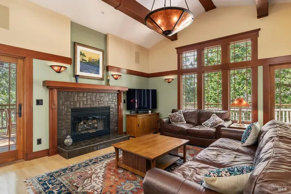 $4,500,000 | 39 Tomahawk Drive, San Anselmo, CA 94960