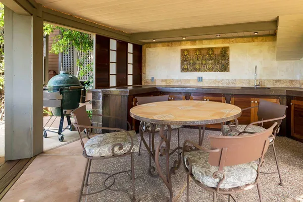 $4,500,000 | 39 Tomahawk Drive, San Anselmo, CA 94960