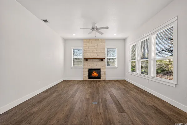 $920,000 | 588 Texas, Castroville, TX 78009