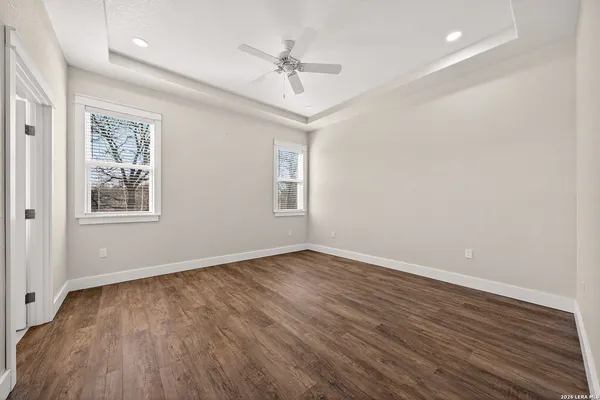 $920,000 | 588 Texas, Castroville, TX 78009