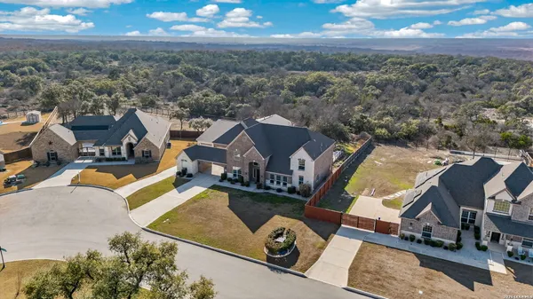 $920,000 | 588 Texas, Castroville, TX 78009