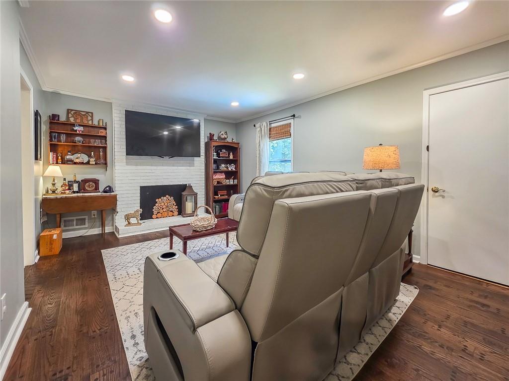 403 Old Rosser Road Stone Mountain, GA 30087 - Photo 17 of 36