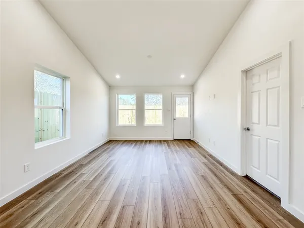 $1,750 | 2726 Discovery Trails, Conroe, TX 77301