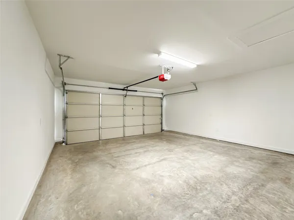 $1,750 | 2726 Discovery Trails, Conroe, TX 77301