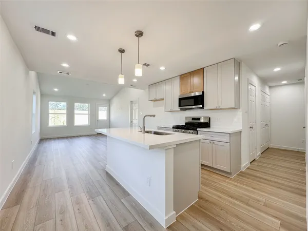 $1,750 | 2726 Discovery Trails, Conroe, TX 77301