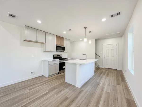 $1,750 | 2726 Discovery Trails, Conroe, TX 77301