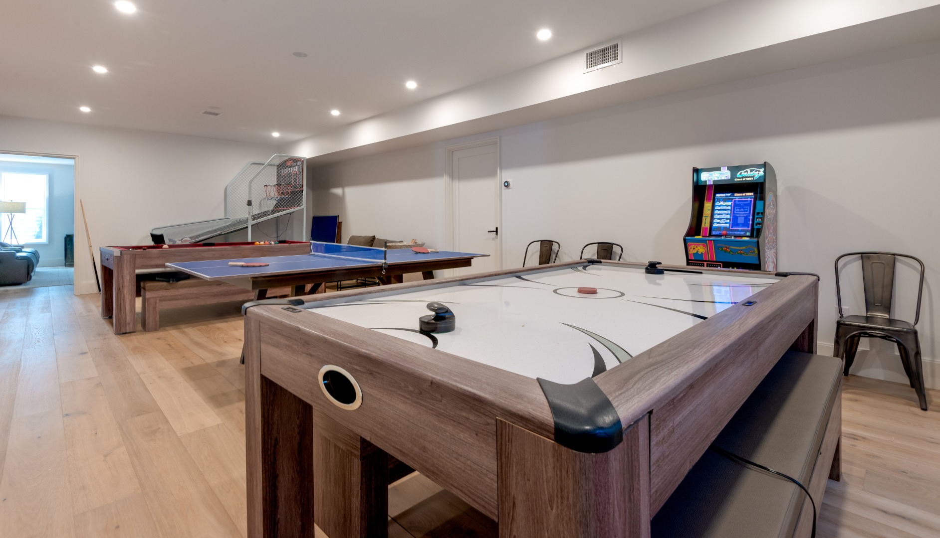 115 Surfside Road Nantucket, MA 02554 - Photo 45 of 55