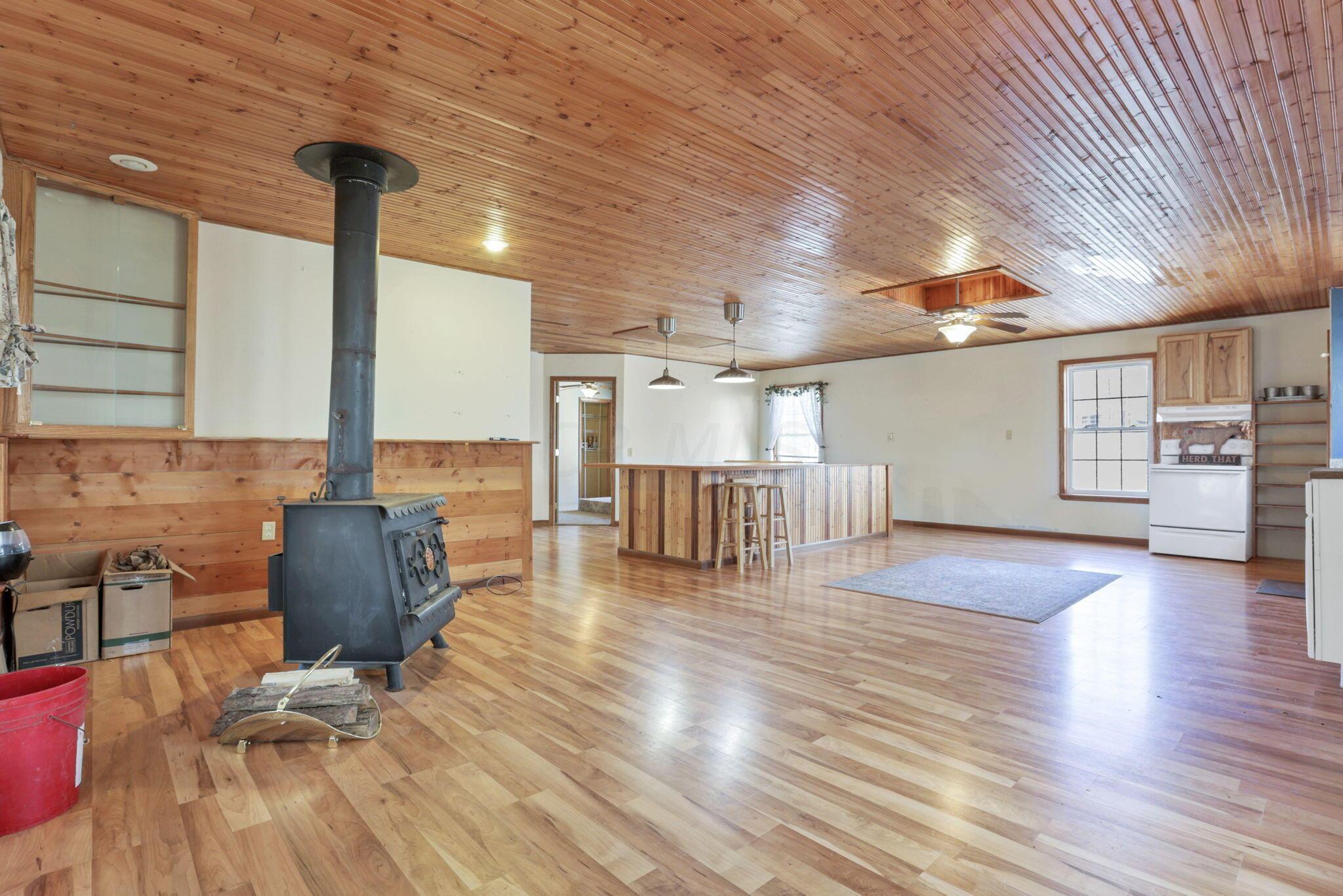 5137 Pleasant Chapel Road Southeast Newark, OH 43056 - Photo 43 of 77 APT Great room