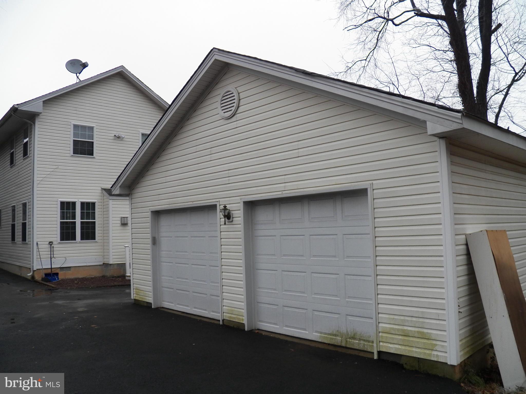 2520 Flint Hill Road Vienna, VA 22181 - Photo 12 of 12 Exterior (Rear)