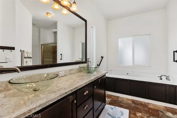 $300,000 | 19361-84 Brookhurst Street, Unit 84, Huntington Beach, CA 92646