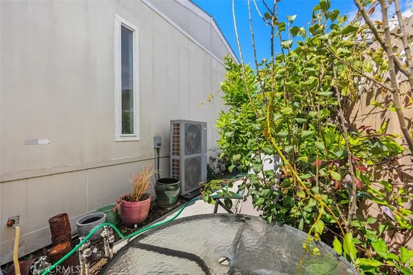 $300,000 | 19361-84 Brookhurst Street, Unit 84, Huntington Beach, CA 92646