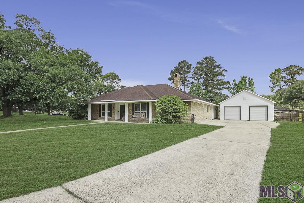5621 Hyacinth Avenue Baton Rouge, LA 70808 - Photo 1 of 39
