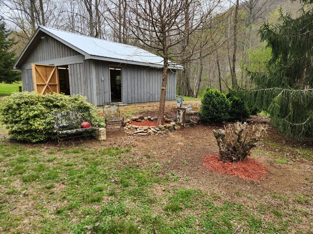 1064 Muskrat Creek Road Hayesville, NC 28904 - Photo 52 of 61