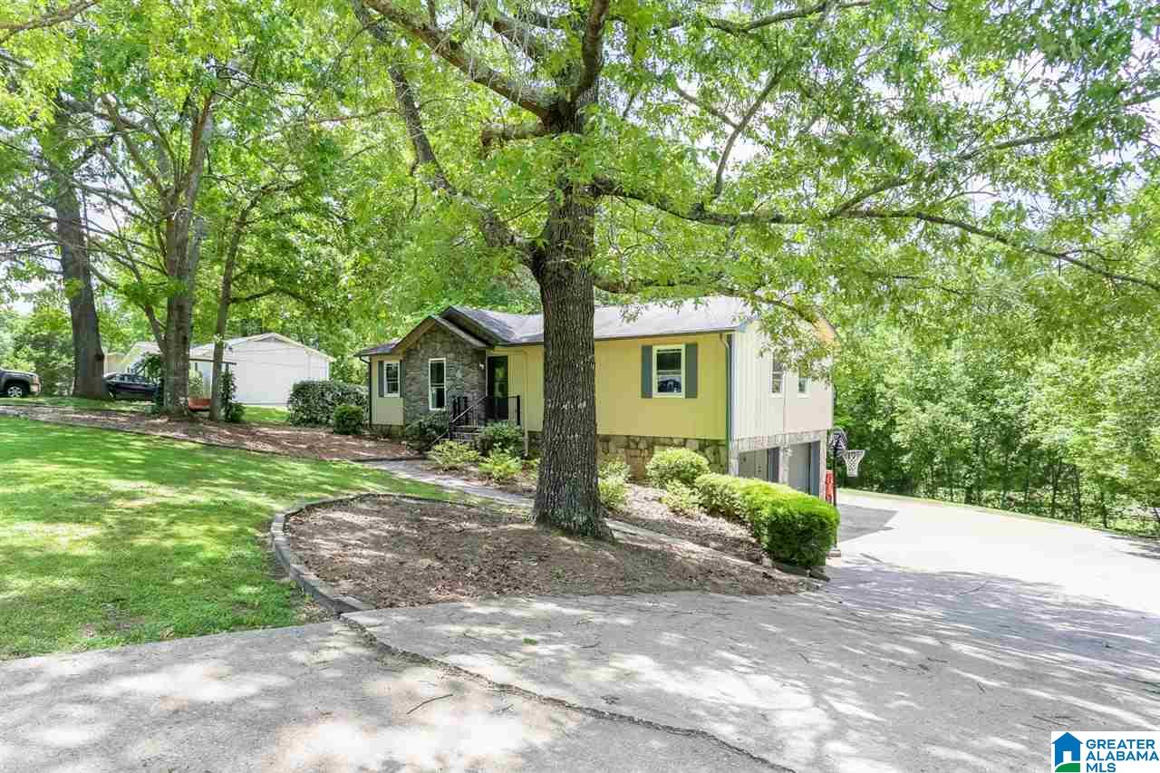 5846 Willow Ridge Road Pinson, AL 35126 - Photo 3 of 32