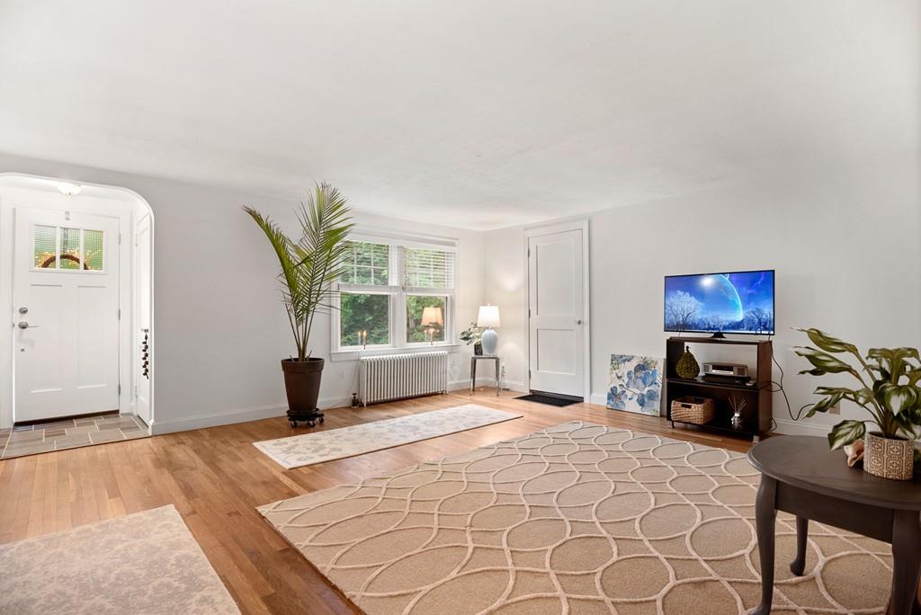 9 Sargent Road Bolton, MA 01740 - Photo 15 of 34 Gallery Image 15
