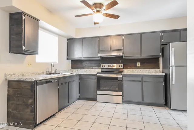 $1,765 | 1101 West Campo Bello Drive, Phoenix, AZ 85023