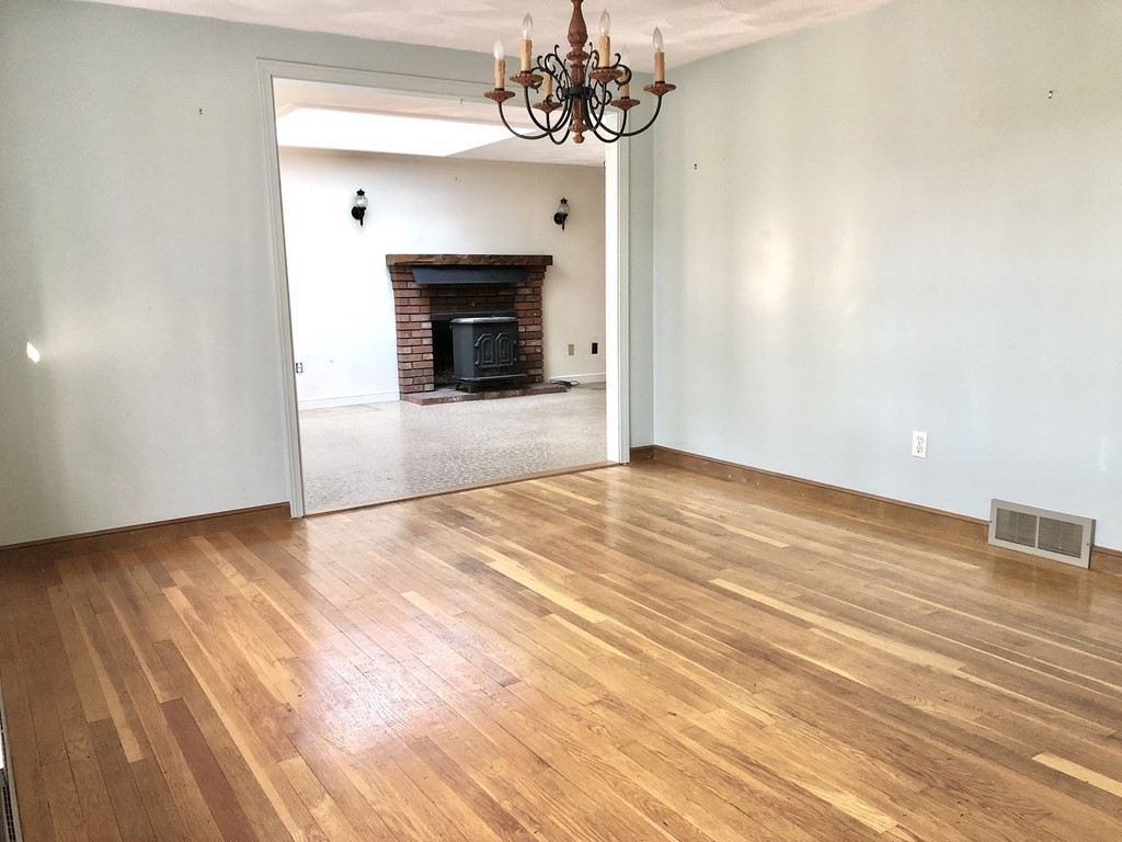 6 Oar And Line Road Plymouth, MA 02360 - Photo 8 of 41 Gallery Image 8