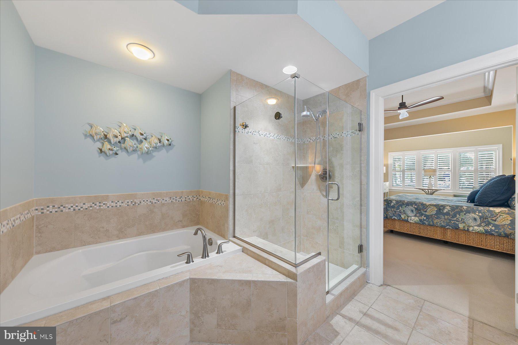 26424 Kingfisher Road Ocean View, DE 19970 - Photo 20 of 57 Soaking tub & shower