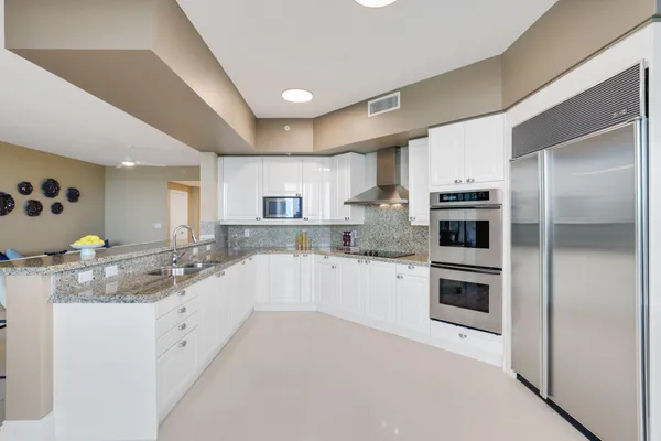 $1,675,000 | 1063 Hillsboro Mile, Unit 404, Hillsboro Beach, FL 33064