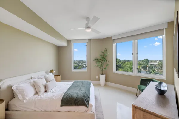 $1,675,000 | 1063 Hillsboro Mile, Unit 404, Hillsboro Beach, FL 33064