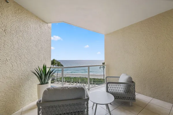 $1,675,000 | 1063 Hillsboro Mile, Unit 404, Hillsboro Beach, FL 33064