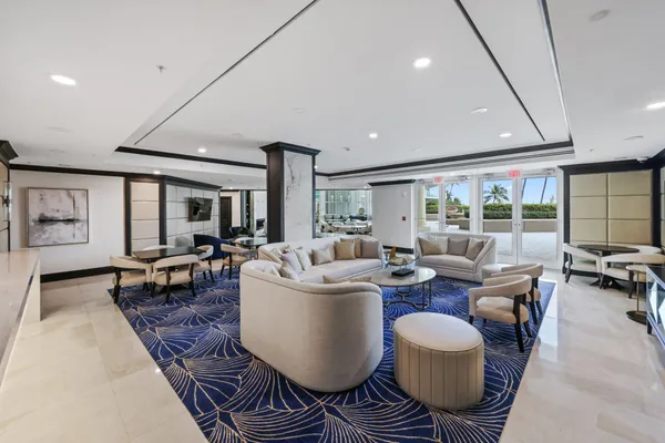 $1,675,000 | 1063 Hillsboro Mile, Unit 404, Hillsboro Beach, FL 33064