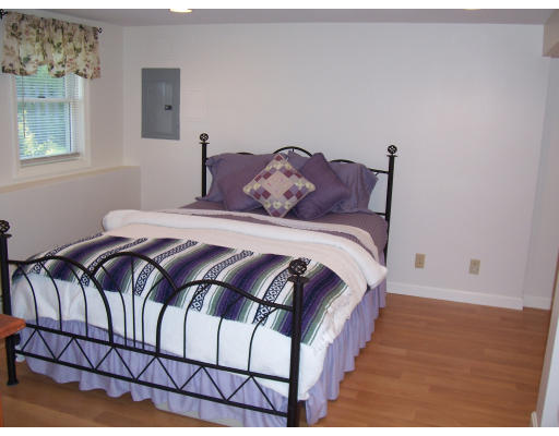 6 Beacon Avenue Woonsocket, RI 02895 - Photo 10 of 11