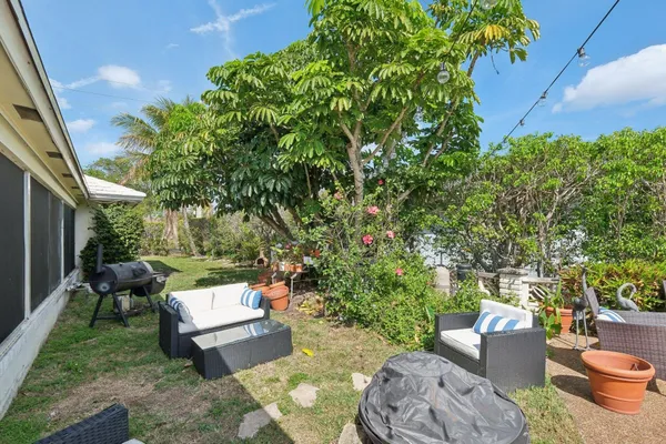 $1,250,000 | 3820 Northeast 29th Avenue, Lighthouse Point, FL 33064