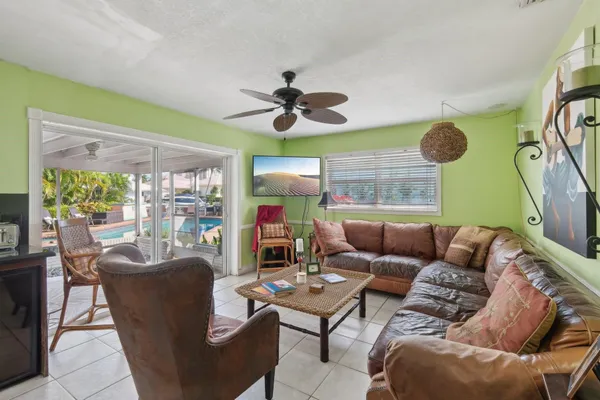 $1,250,000 | 3820 Northeast 29th Avenue, Lighthouse Point, FL 33064